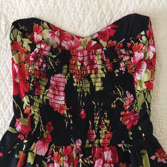 Kimchi Blue '80s Floral Strapless Mini Dress Urban Outfitters XS - Picture 5 of 11